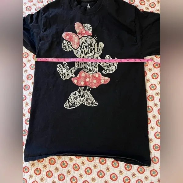 Disney Parks Minnie Mouse Black Print T Shirt Size Medium / Large - Image 5