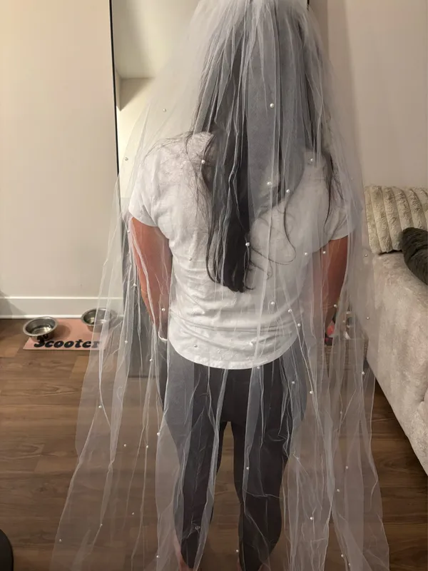 Custom Pearl Cathedral Veil White - Image 4