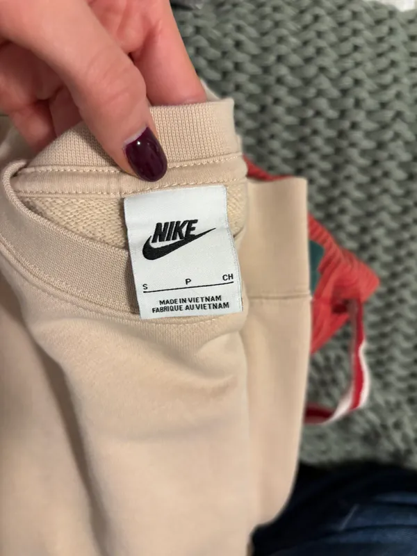 Nike crewneck - Image 3