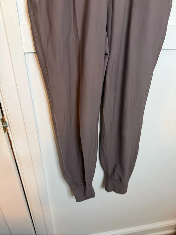 Old Navy Mythical High Rise Powersoft Joggers - Image 8
