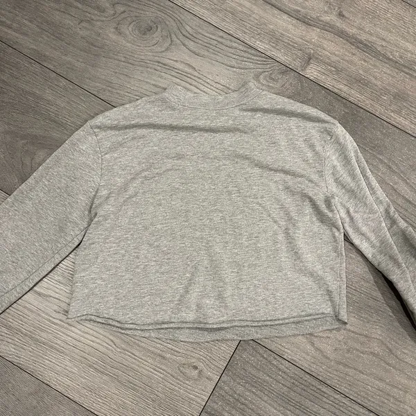 Tommy Hilfiger long sleeve - Image 2