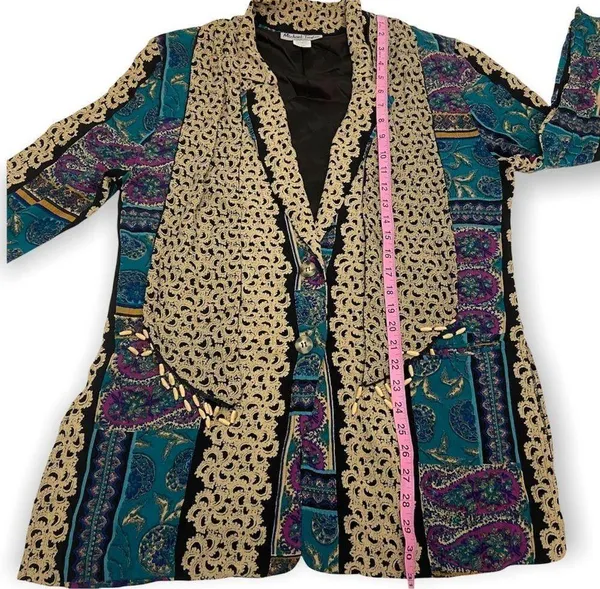 Vintage 80’s Michael Taylor Paisley Print Rayon Blazer Jacket - Image 3