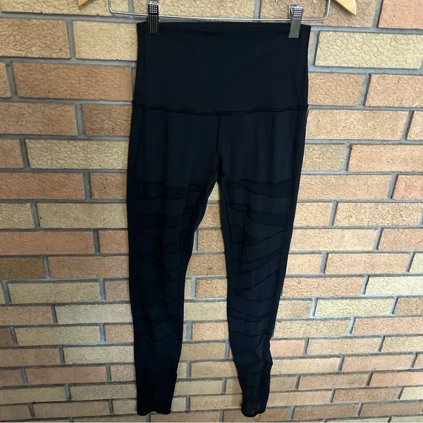 Lululemon Athletica Criss Cross Mesh Leggings Women's Black Athletic Size 4 - Image 2