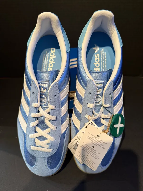 Women’s adidas Gazelle Indoor size 8W - Image 3