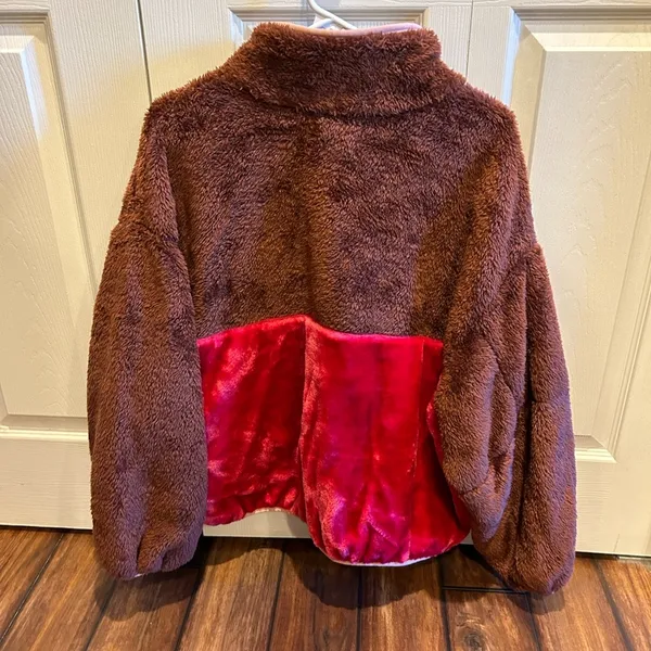 Marlene Sherpa Fuzzy Fur Jacket Size Medium NWT - Image 9