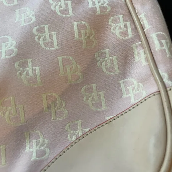 Dooney & Bourke Authentic Vintage Pink Handbag Excellent Condition - Image 3