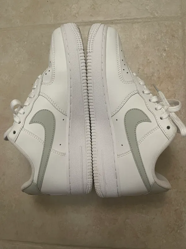 Air Force 1 - Image 2