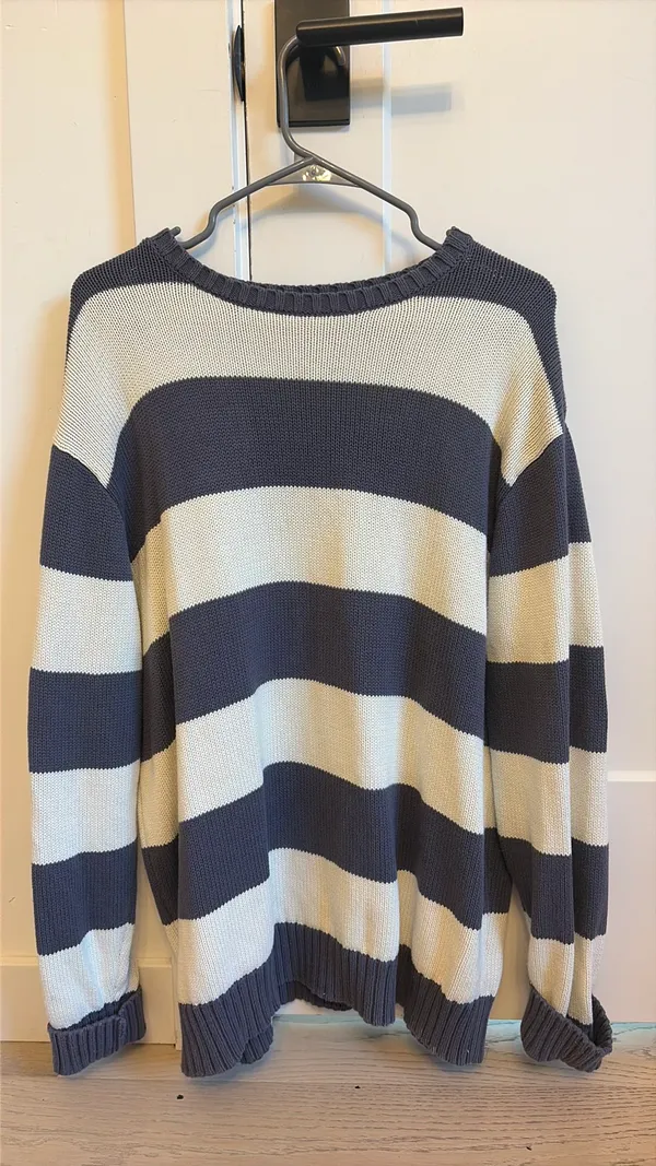 Brandy Melville Striped Sweater Knit Navy White - Image 4