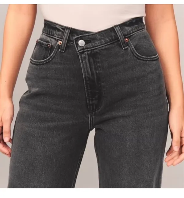 Abercrombie The 90s Slim Ultra High-Rise - Image 6