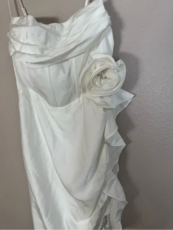 Club L London On The List White Asymmetrical Corset Midi Dress Floral Drape $145 - Image 9