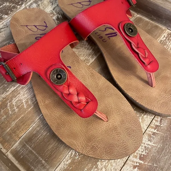 Blowfish Malibu Greco Red Dye Cut Leather Thong Style Slip-on Sandal Size 6.5 - Image 3