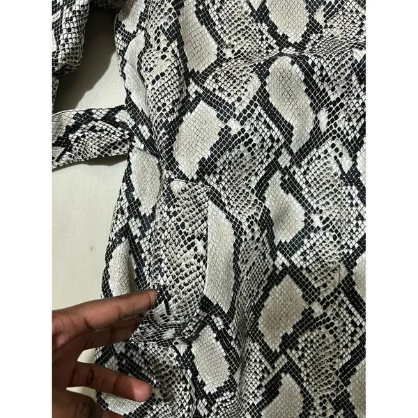 Choosy NWT Women Small Faux Snakeskin Leather Trench Coat Duster Jacket Chic - Image 10