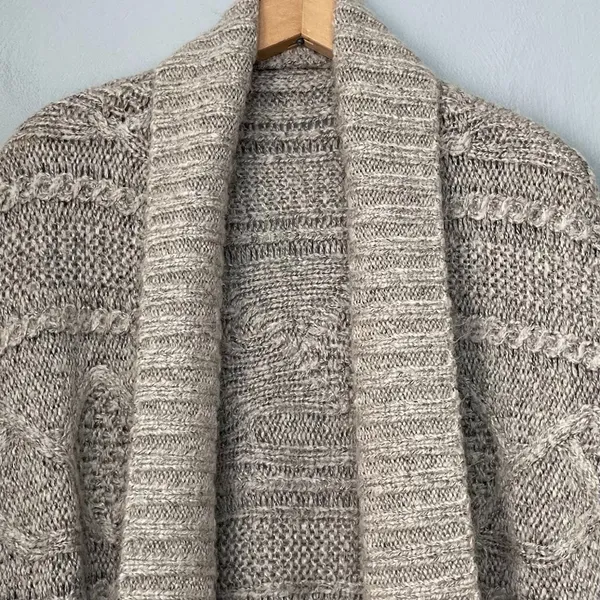 Lagenlook One Size Gray Chunky Cable Knit Wool Cardigan Cozy Minimalist Boho - Image 2