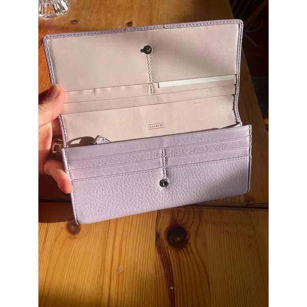 Coach Julia Wallet pebble‎ leather Lavender Optic C Snap Closure Silver Hardware - Image 4