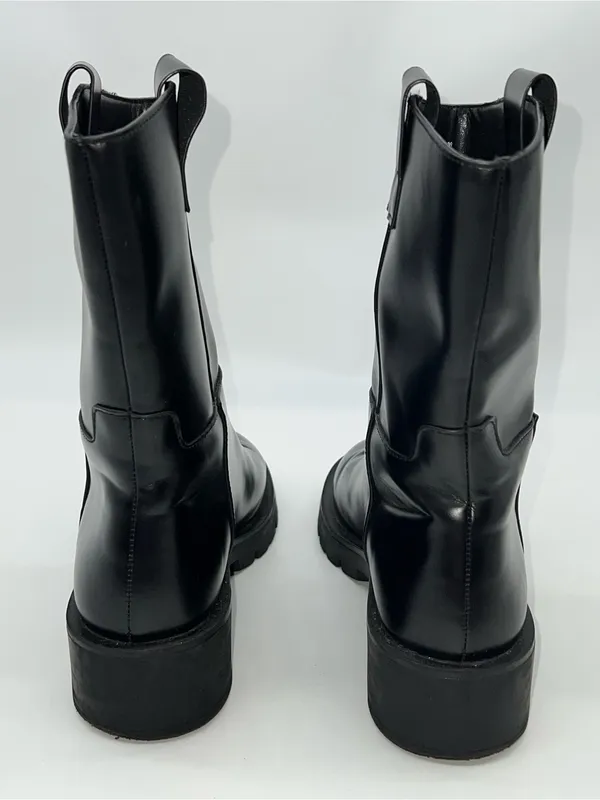 H&M Chunky Lug Rubber Sole Ankle Pull-On Black Boots-Size 39 EU / 8 US - Image 5