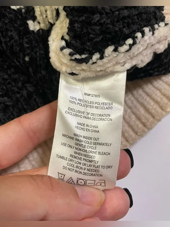 DKNY Cream Cropped Button Up Cardigan with Black Flower Print size L - Image 2