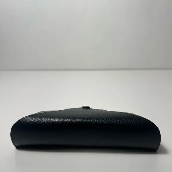 Ray Ban by Luxottica Textured Black Leather Travel Eye Glasses Sunglasses Case - Image 4