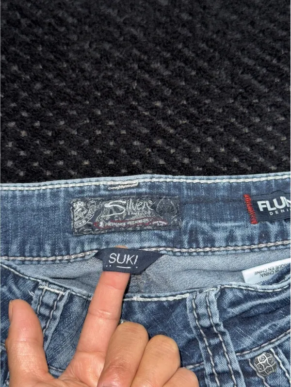 Silver Jeans Co Women’s Suki Mid Rise Bootcut Jeans Blue Dark Wash Size 28 - Image 3