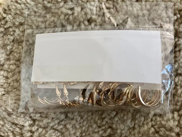 Gold 12PCS Bulk Set Hoop Earrings - Image 3