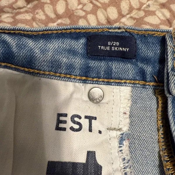 GAP “True Skinny” Distressed jeans. Size 8 has two spots in the front leg - Image 5