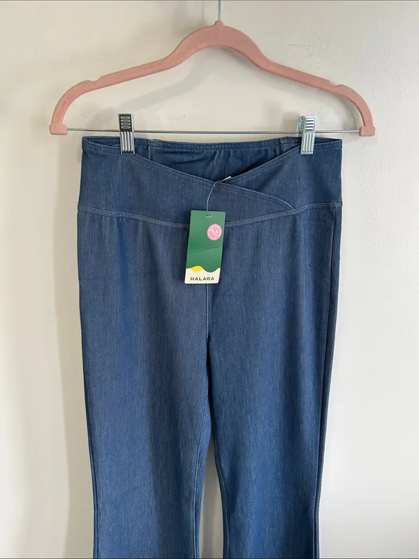 Halara High Waisted Crossover Casual Flare Jeans - Image 6