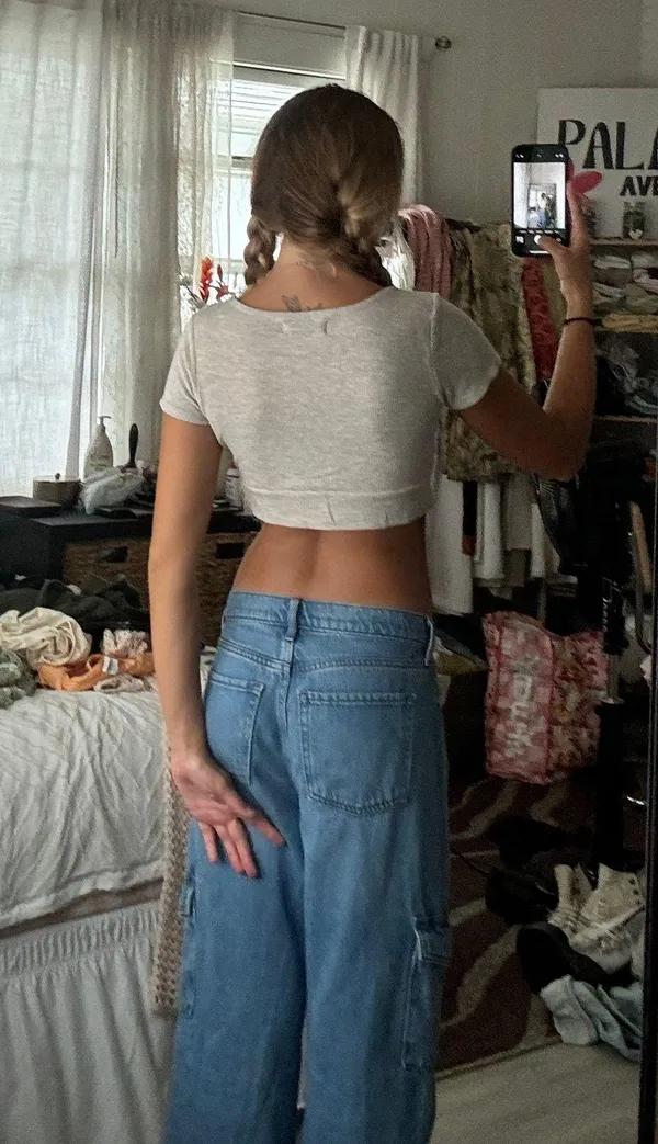Short Sleeve Crop - Image 2