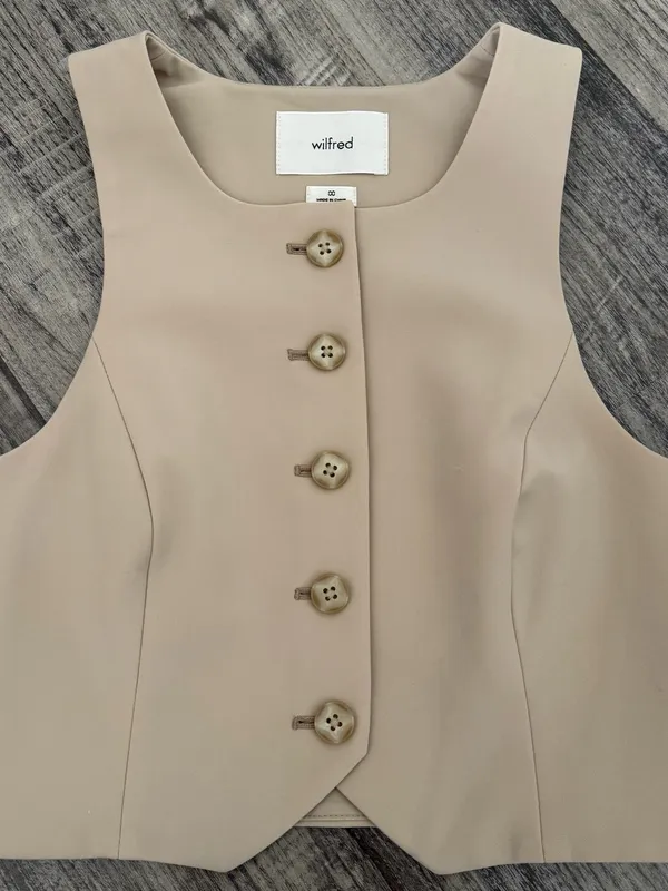 aritzia wilfred cropped vest  - Image 2