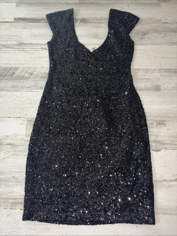 Lovers + Friends Bahama Mama in Black Sequin - Image 9