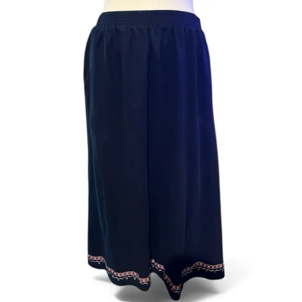 Vintage Bechamel Maxi Skirt 90s Embroidered Floral Hem Black Size large - Image 2