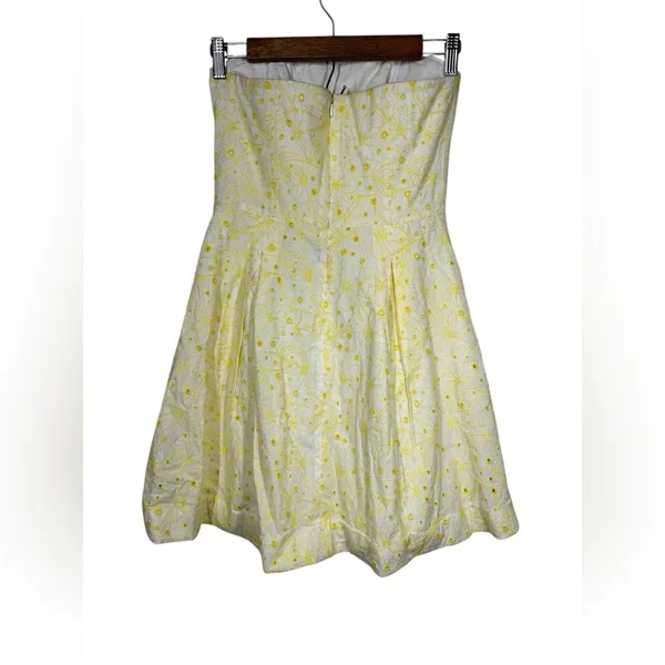 Lilly Pulitzer Blossom Dandelion Embroidered Eyelet Dress Size 2 - Image 5
