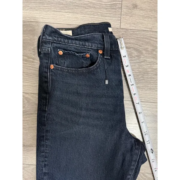 Levis Premium Wedgie Straight Jeans Womens 29 x 26‎ in Dark Wash Black High Rise - Image 7