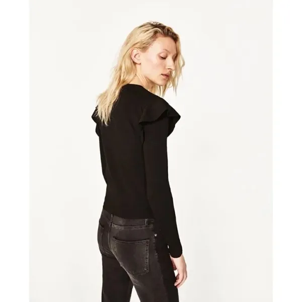 ✨ Sweat Shirt With Shoulder Frill✨ - Image 4