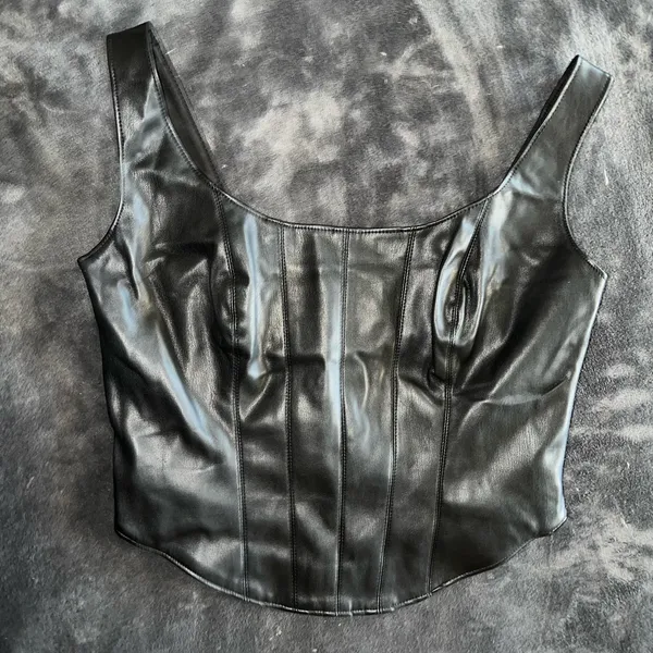 Abercrombie and Fitch Vegan Leather Corset Scoopneck Top in Black Size XS - Image 11