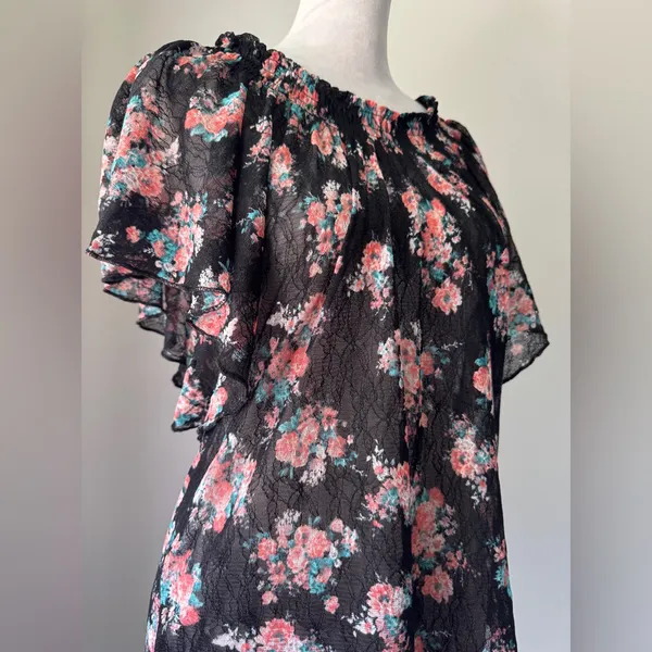 No Boundaries Sheer Black Floral Print Blouse - Image 5