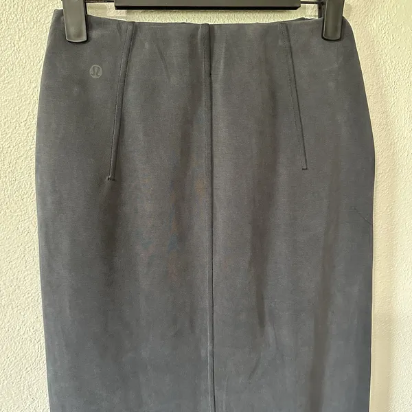 NEW Lululemon Softstreme HR High Rise‎ Midi Skirt Size 2 Black Slim Fit Pockets - Image 5