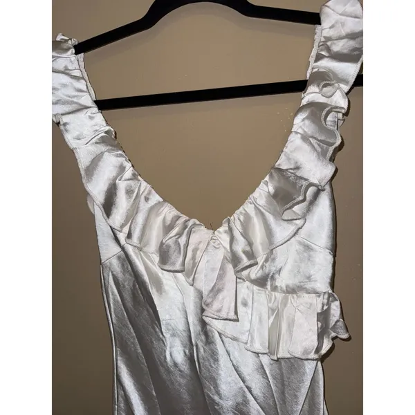 Here Comes the Sun White Satin NWT Ruffle Maxi Dress XS asymmetrical side slit Beach Wedding Chic - Image 4