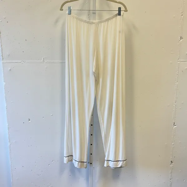 Eberjey Gisele Long Sleeve Pajama Set White Navy Blue Contrast Piping‎ Medium - Image 5