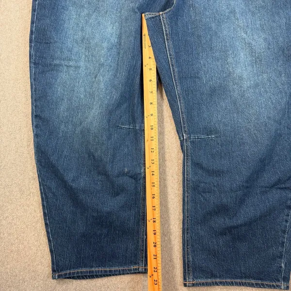 Old Navy Women's Size 20 Short High-Rise Wow Barrel Leg Jeans Medium Wash Blue - Image 2