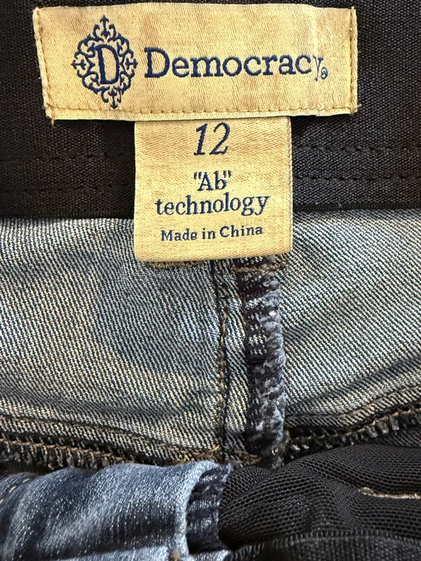 Democracy Ab Technology Jeans Women’s Size 12 Bootcut Flare Medium Wash Stretch - Image 6