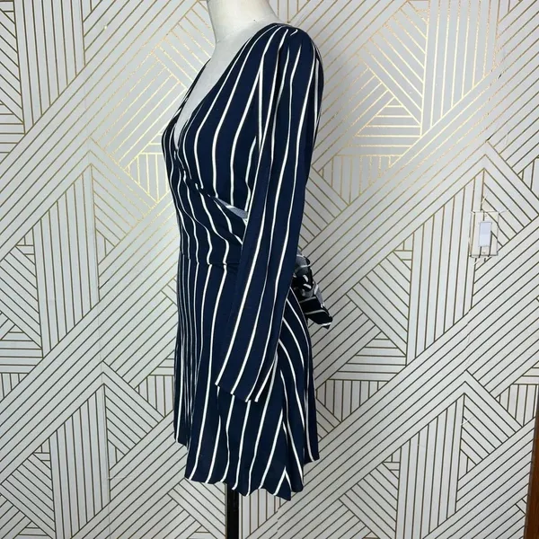 Reformation Zircon Wrap Mini Dress Navy Blue Capone Stripes Size‎ US 0 - Image 8