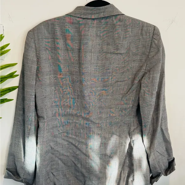 Jones New York Black and Gray Plaid Blazer - Image 3