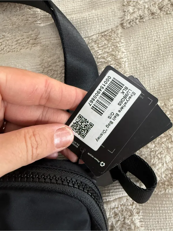 NWT Lululemon Everywhere Belt Bag‎ *Disney - Image 2