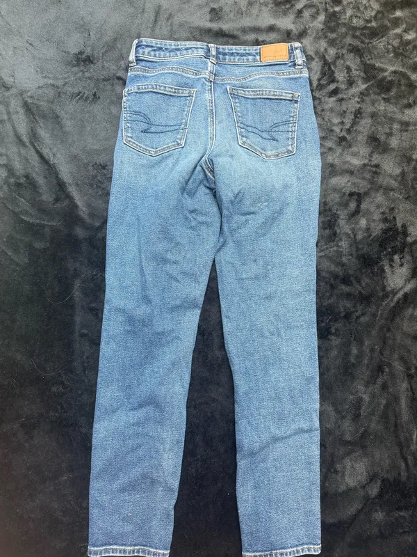 American Eagle Jeans Mom - Image 3
