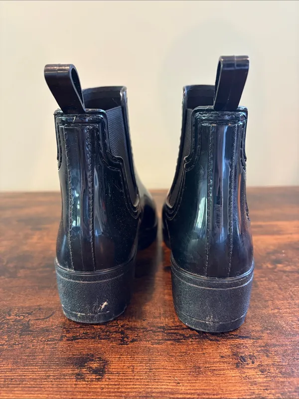 Lucky Brand Black Glossy Chelsea Rain Boots Size 8‎ - Image 5