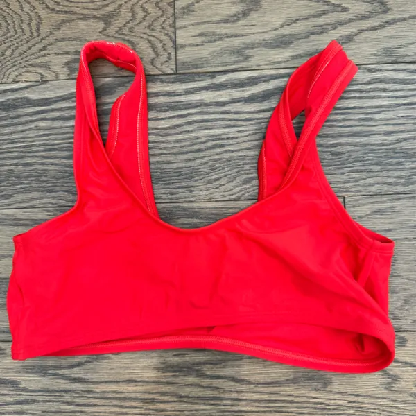 Hollister Women's Red Bikini top - Image 2