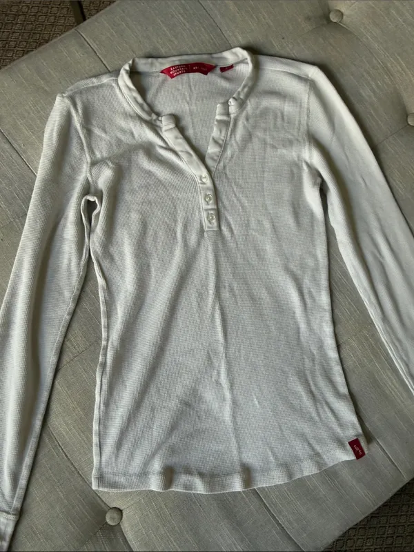 Eastern Mountain Sports White Waffle Knit LS Henley Tee Size Small - Image 3
