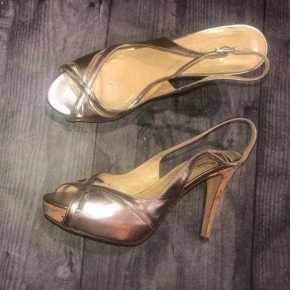 Kate spade light gold open toed heels - Image 3