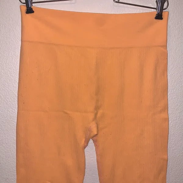 No Boundaries Juniors Seamless Tank Top and Leggings Set 2-Piece Peach Jelly - Image 7
