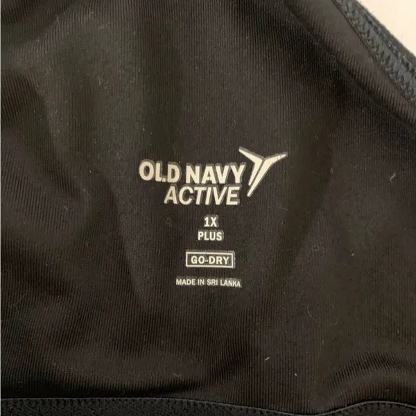 Old Navy Black Racerback Sports Bra - Size 1X - Image 4