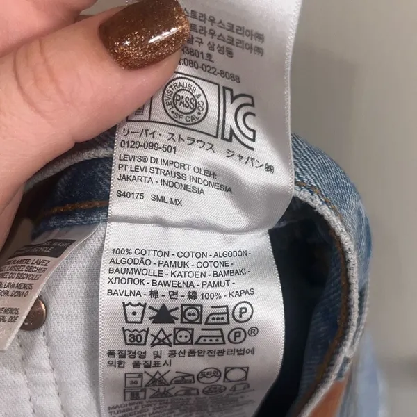 ✨Levi's Original Fit High-Rise Women's Jean Sz 32 Shorts✨ - Image 9